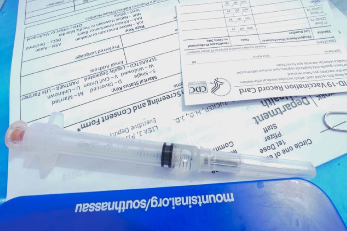 Certificado de vacunación: ¿Será obligatorio presentarlo en el trabajo? Esto es lo que tienes que saber