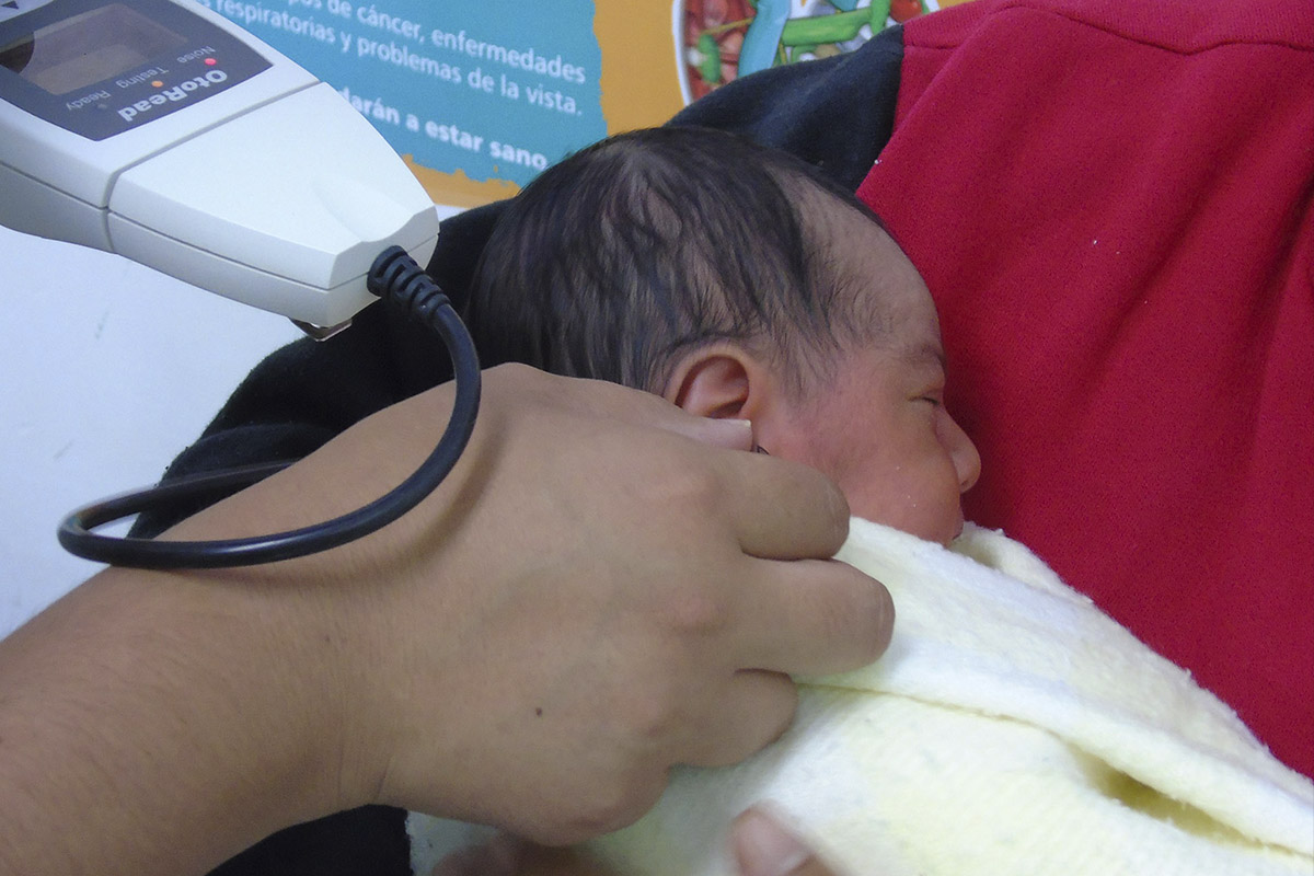 Difunde SESA beneficios de la lactancia materna