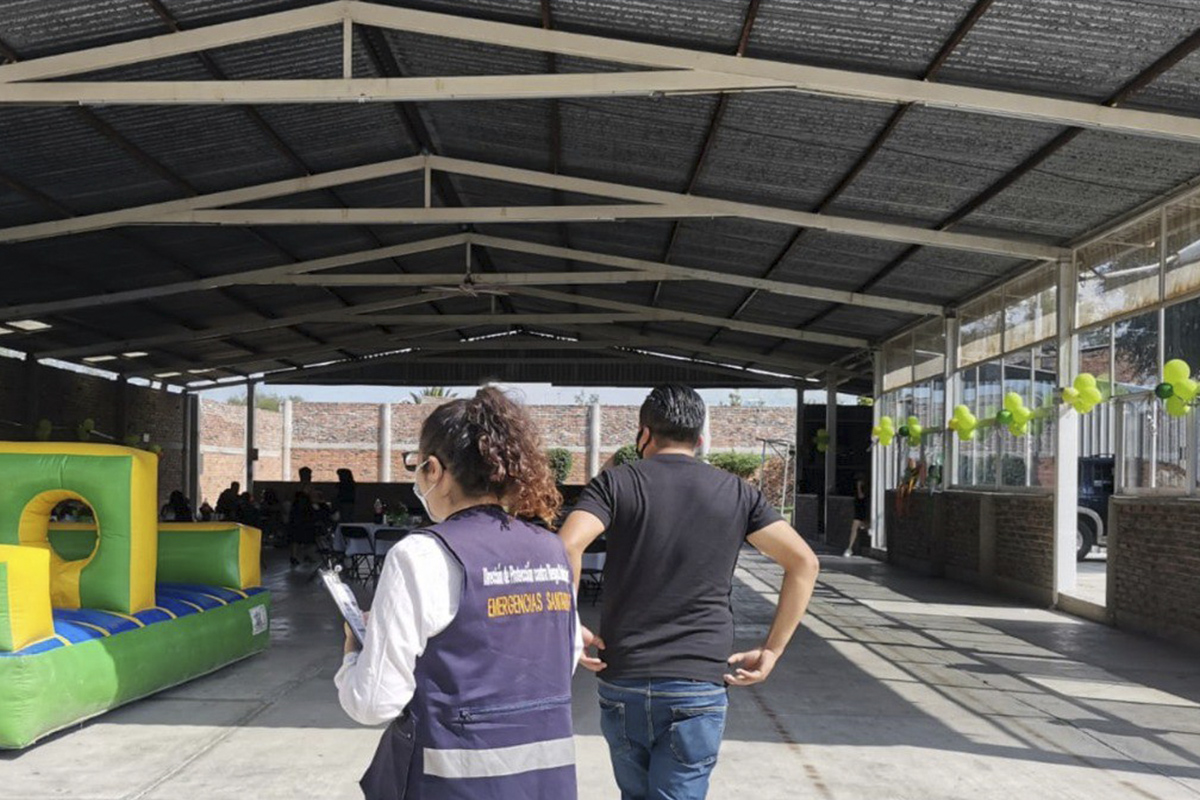 Dispersan fiesta en Querétaro y clausuran restaurantes en San Juan del Río por no seguir medidas sanitarias
