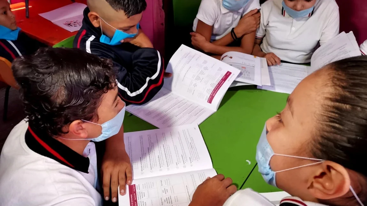 Arranca ciclo escolar en Oaxaca con modalidad mixta