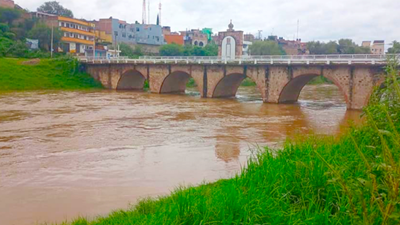 Aumenta cauce del río Tlaltenango en Zacatecas; monitorea Protección Civil