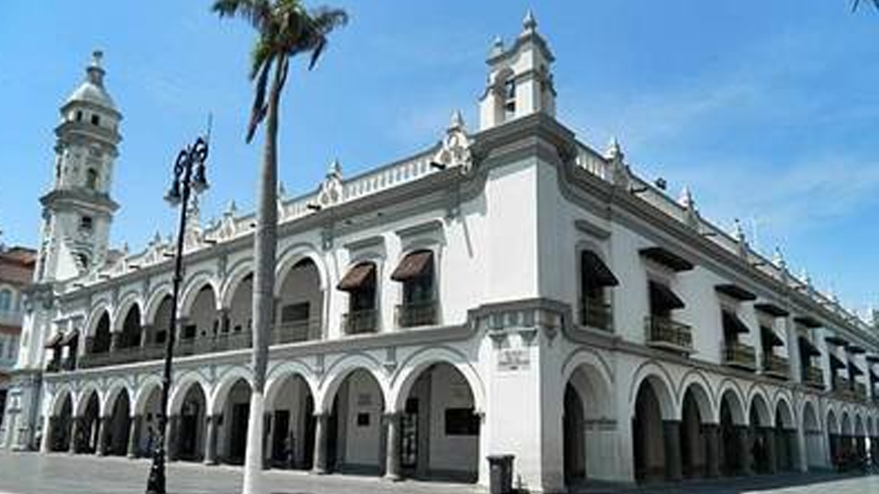 Se retracta Ayuntamiento de Veracruz, Grito de Independencia será virtual