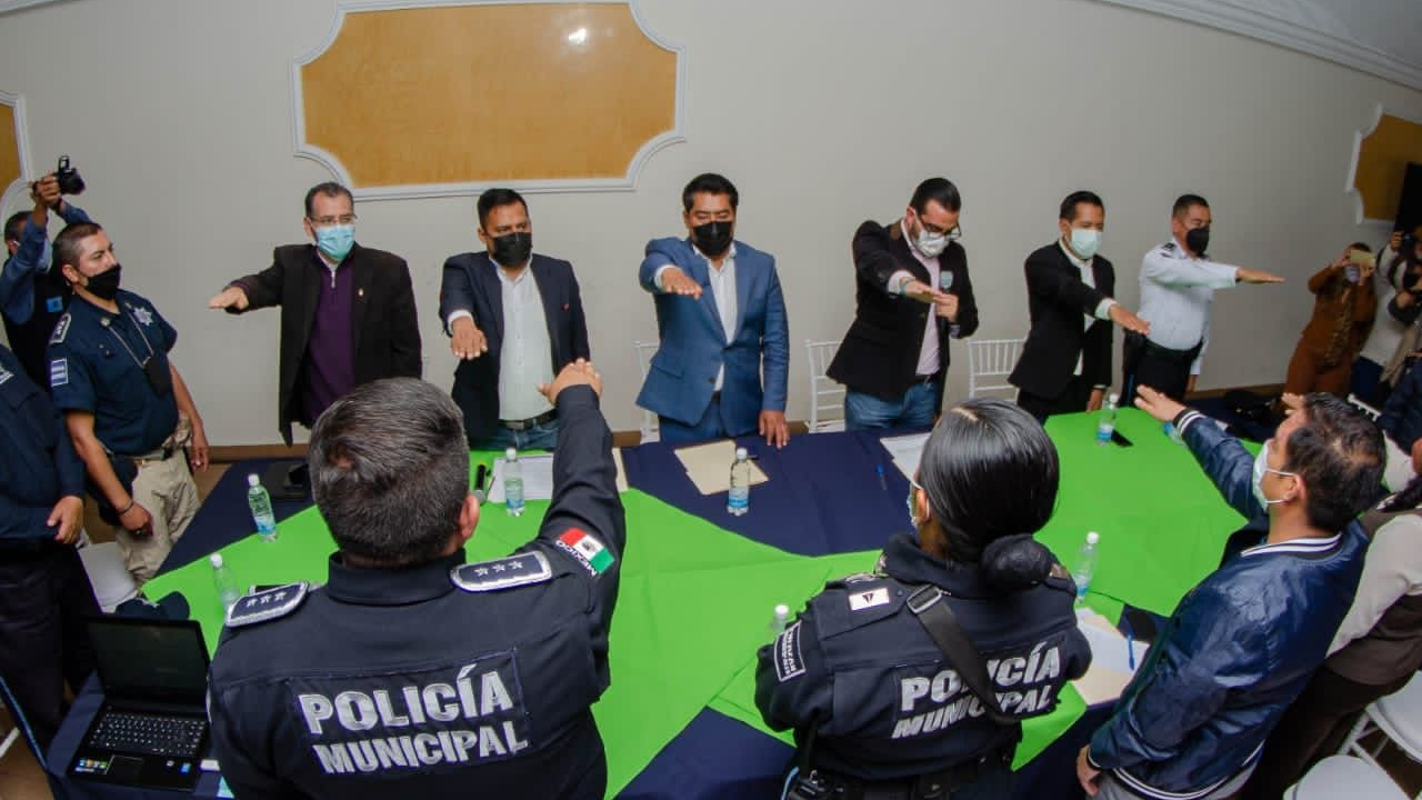 Presidente  Hildeberto Pérez realizar acciones para un Zacatelco mas seguro