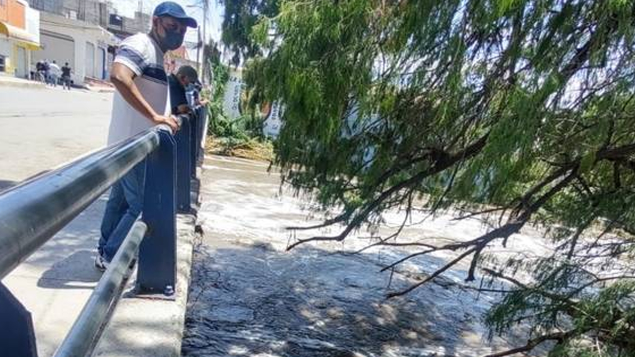 Semarnath evalúa daños sobre la ribera del río Tula