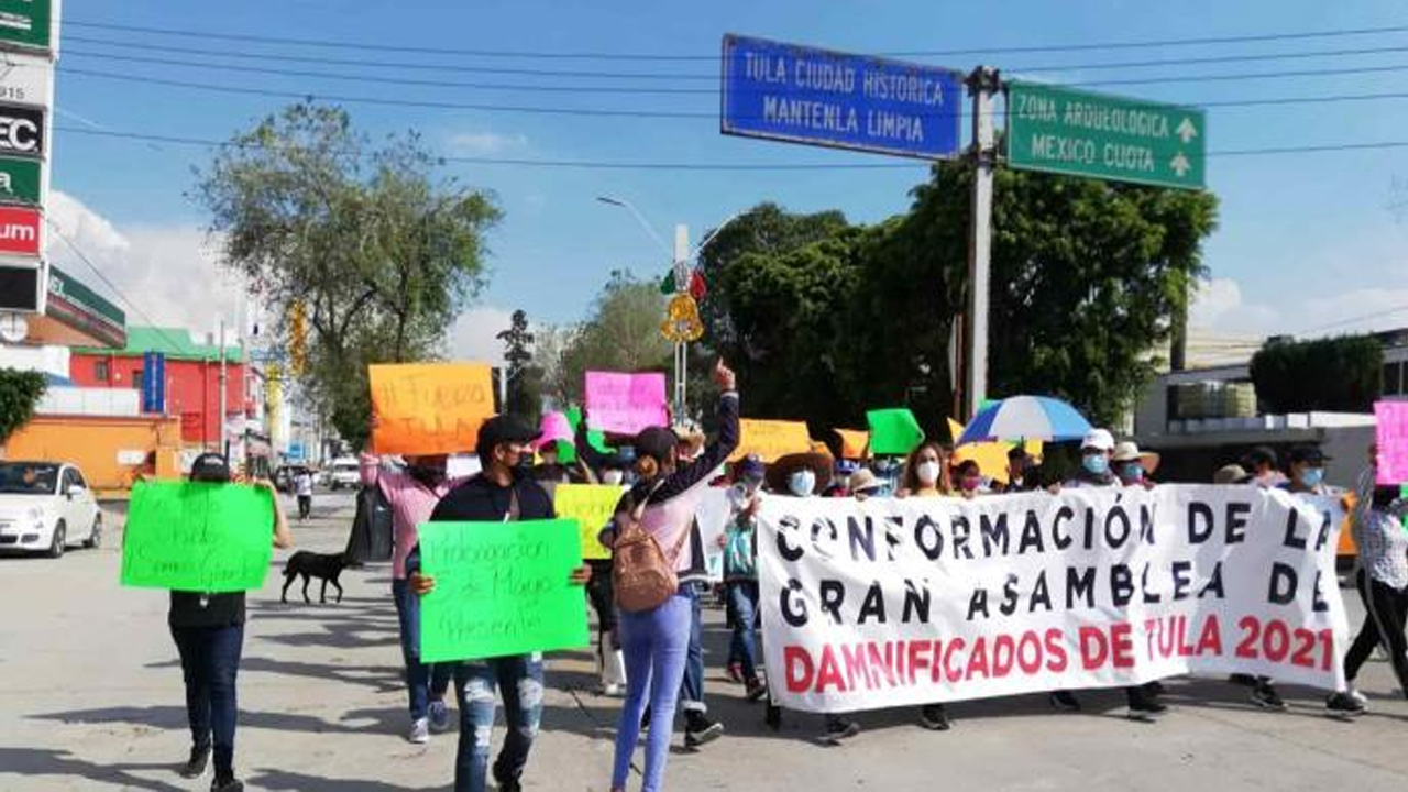 Con marcha, damnificados de Tula exigen apoyos directos y plan
