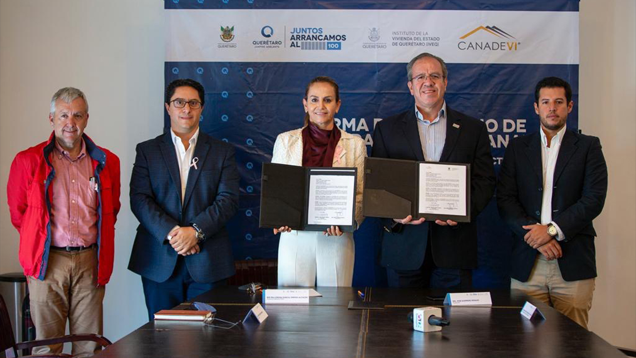 IVEQ y Canadevi firman convenio de colaboración