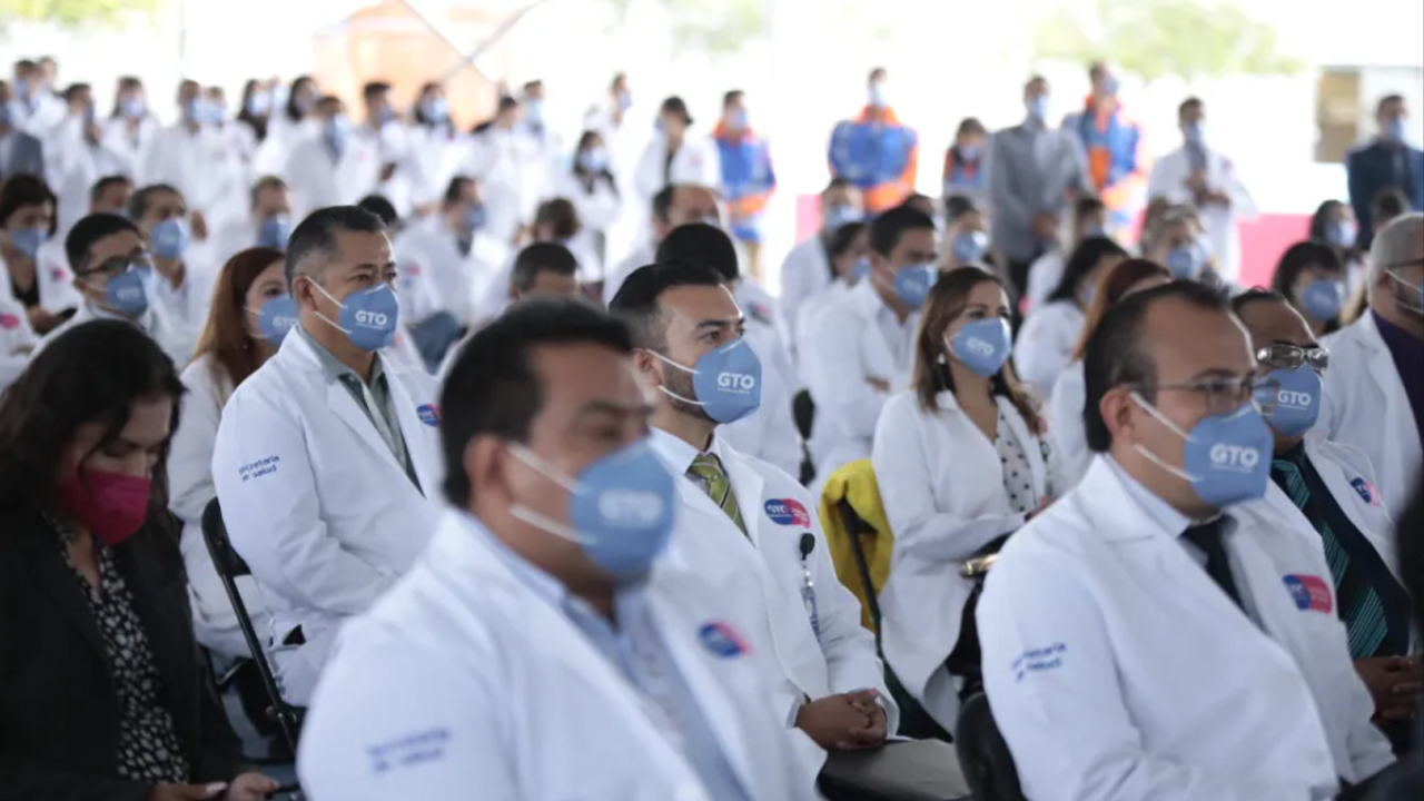 Conmemoran en Guanajuato el Día de las y los Médicos