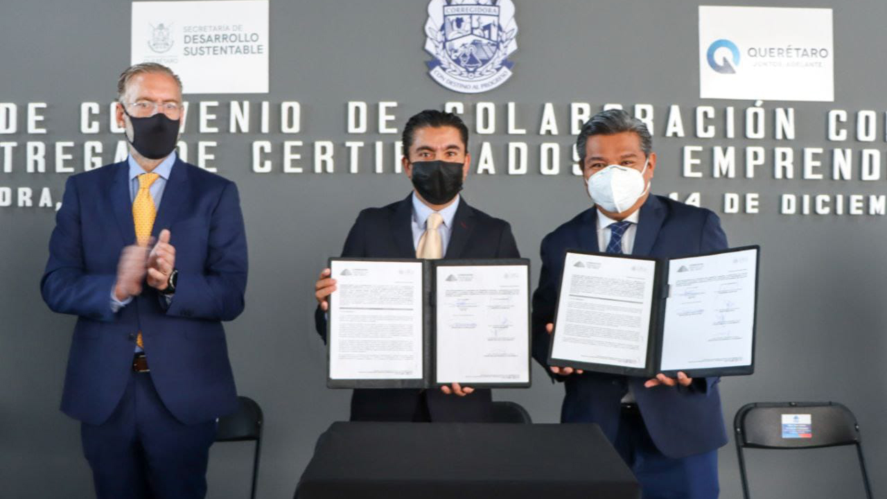 Municipio de Corregidora y UTEQ firman convenio de colaboración para apoyar a emprendedores y PyMES