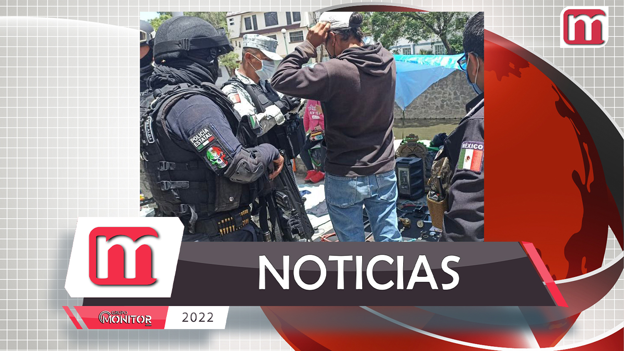 Aseguran arma replica, equipo de uso exclusivo de las fuerzas del orden y matrículas de vehículos en Tlaxcala Capital