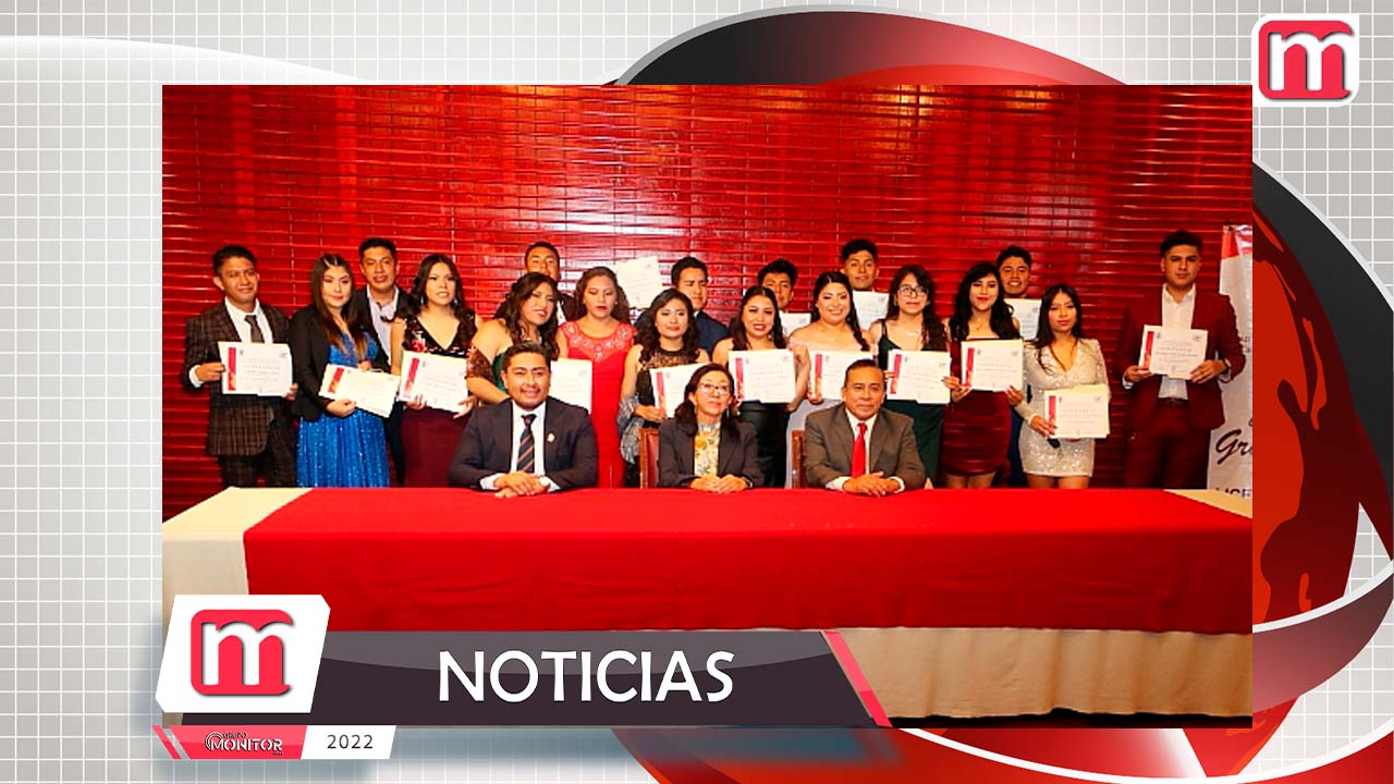 Egresan nuevos administradores del campus San Pablo del Monte de la UATx