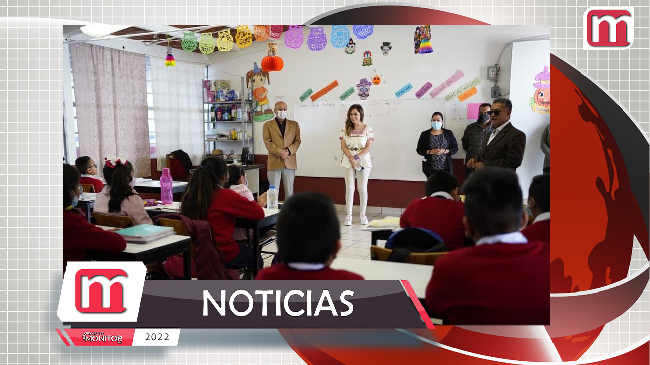 Entrega Dulce Silva enlace de internet a primaria en Contla