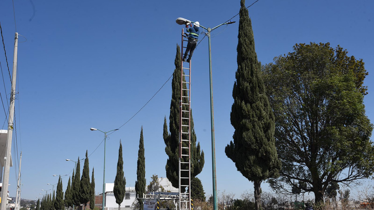 Concluirá exitosamente la sustitución de luminarias en Ocotlán, Tlaxcala