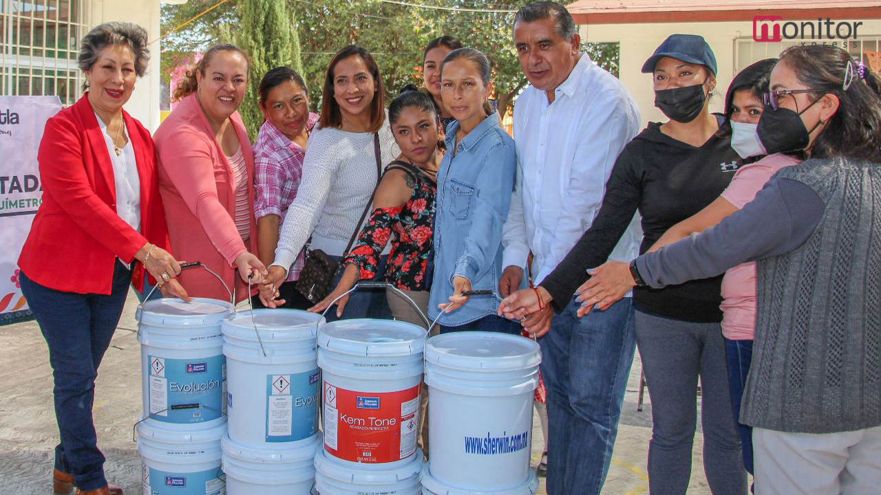 Apoyamos la educación de huamantlecos como nunca antes: Karla Menéndez