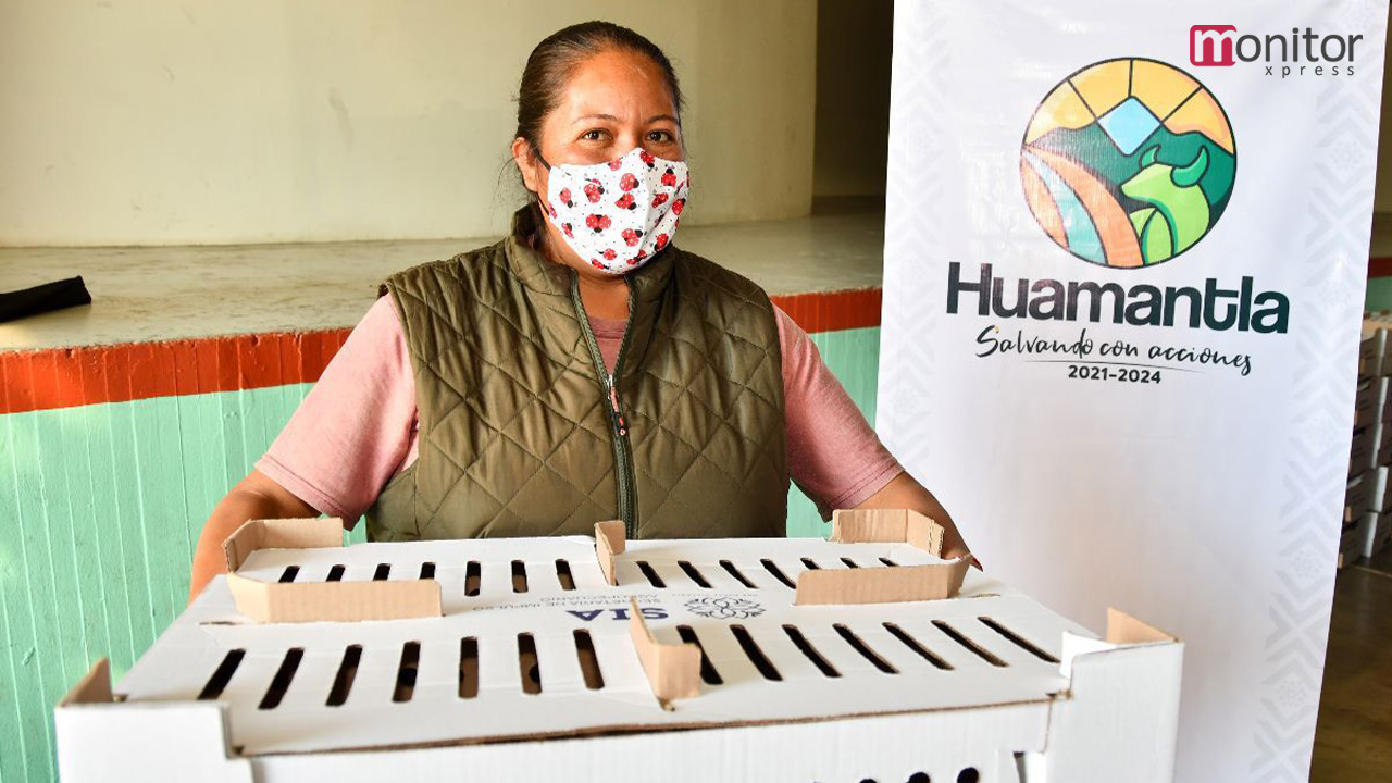 Invita ayuntamiento de Huamantla y SIA a adquirir paquetes de especies menores a bajo costo