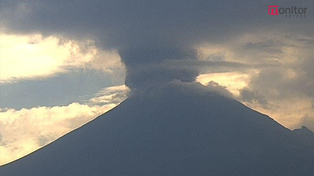 Alertan en Huamantla por caída de ceniza del volcán Popocatépetl en algunos puntos de Tlaxcala
