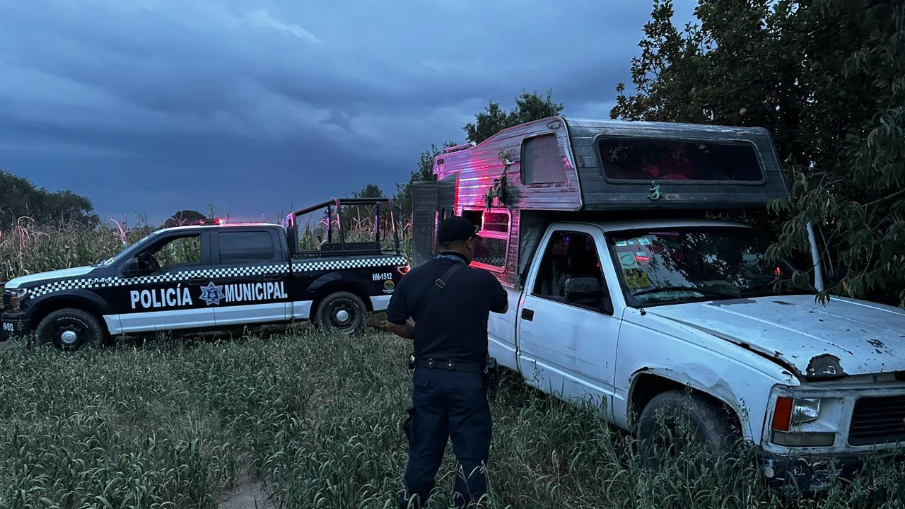 Localiza policía de Huamantla camioneta abandonada gracias al apoyo ciudadano