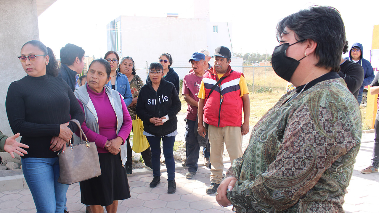 La alcaldesa Maribel Pérez Arenas cumple su compromiso con San Hipólito Chimalpa y Ocotlán