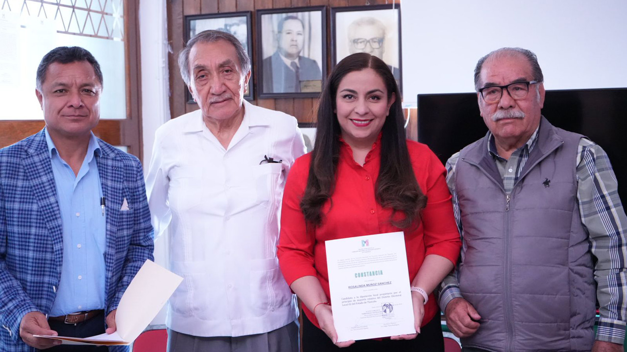 Va Rosalinda Muñoz por la diputación local del distrito 02 con cabecera en Tlaxco