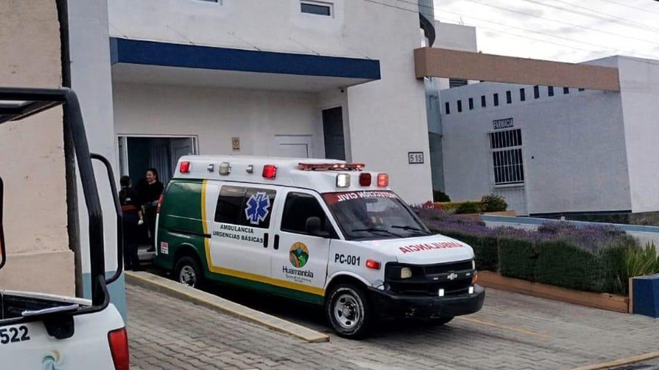 Oportuna intervención de protección civil de Huamantla salva a persona con problemas respiratorios