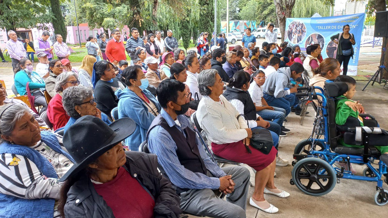 Inauguran ayuntamiento de Chiautempan y secretaría de bienestar Tlaxcala talleres para personas adultas mayores y con discapacidad.