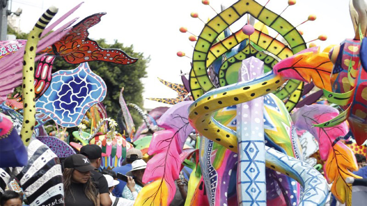 Zacatelco presente en el Desfile de Alebrijes Monumentales 2024 en la CDMX.