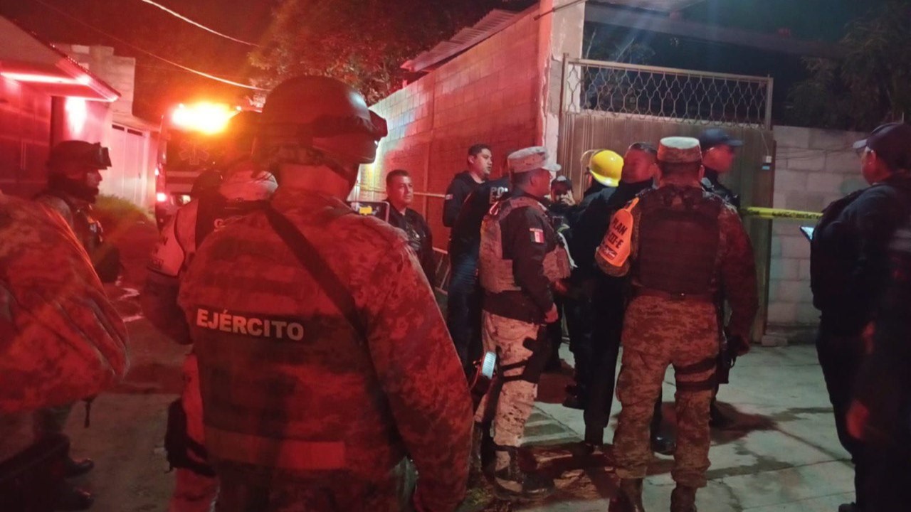 Brinda el presidente municipal de Tlaxcala de Xicohténcatl, Alfonso Sánchez, su respaldo a las familias afectadas por explosión en Acuitlapilco