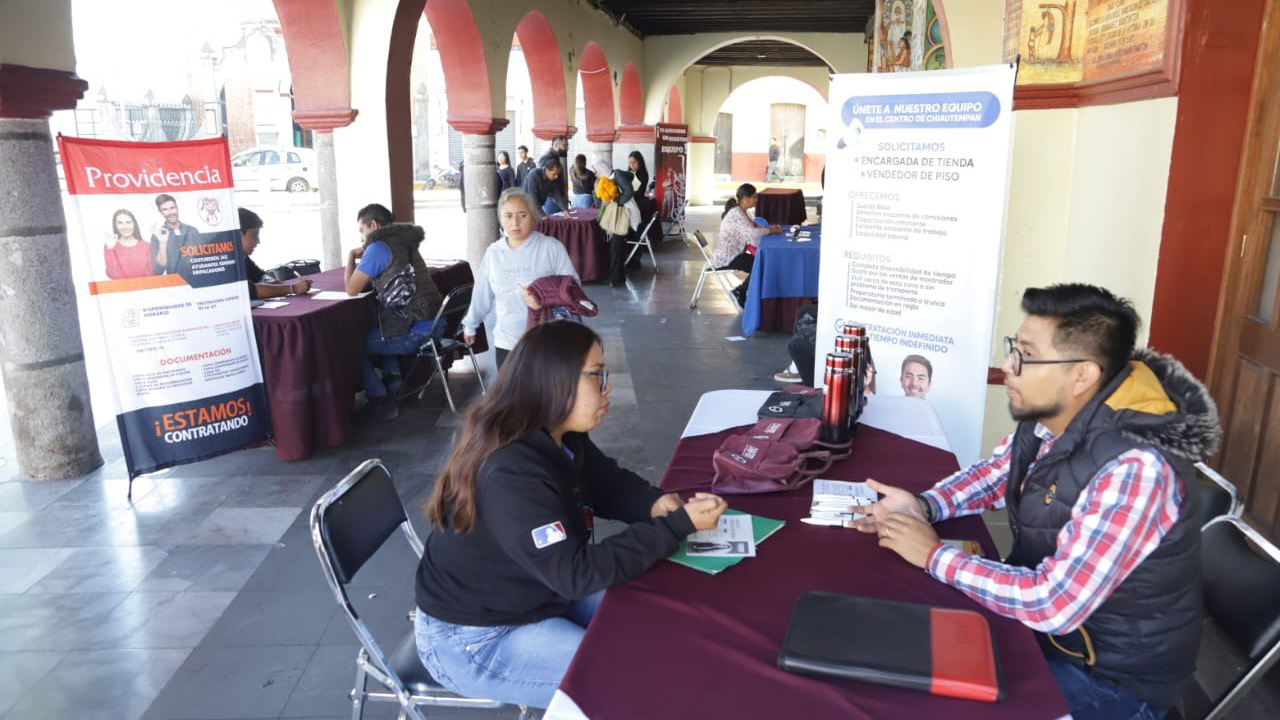 Chiautempan Impulsa Empleo y Fortalece la Economía con Jornada Laboral Exitosa.