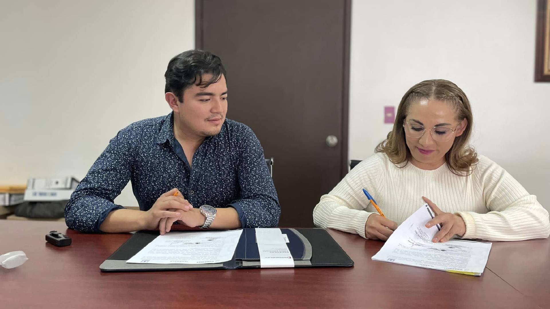 Firma de convenio de colaboración para mejorar la regulación sanitaria en Amaxac de Guerrero