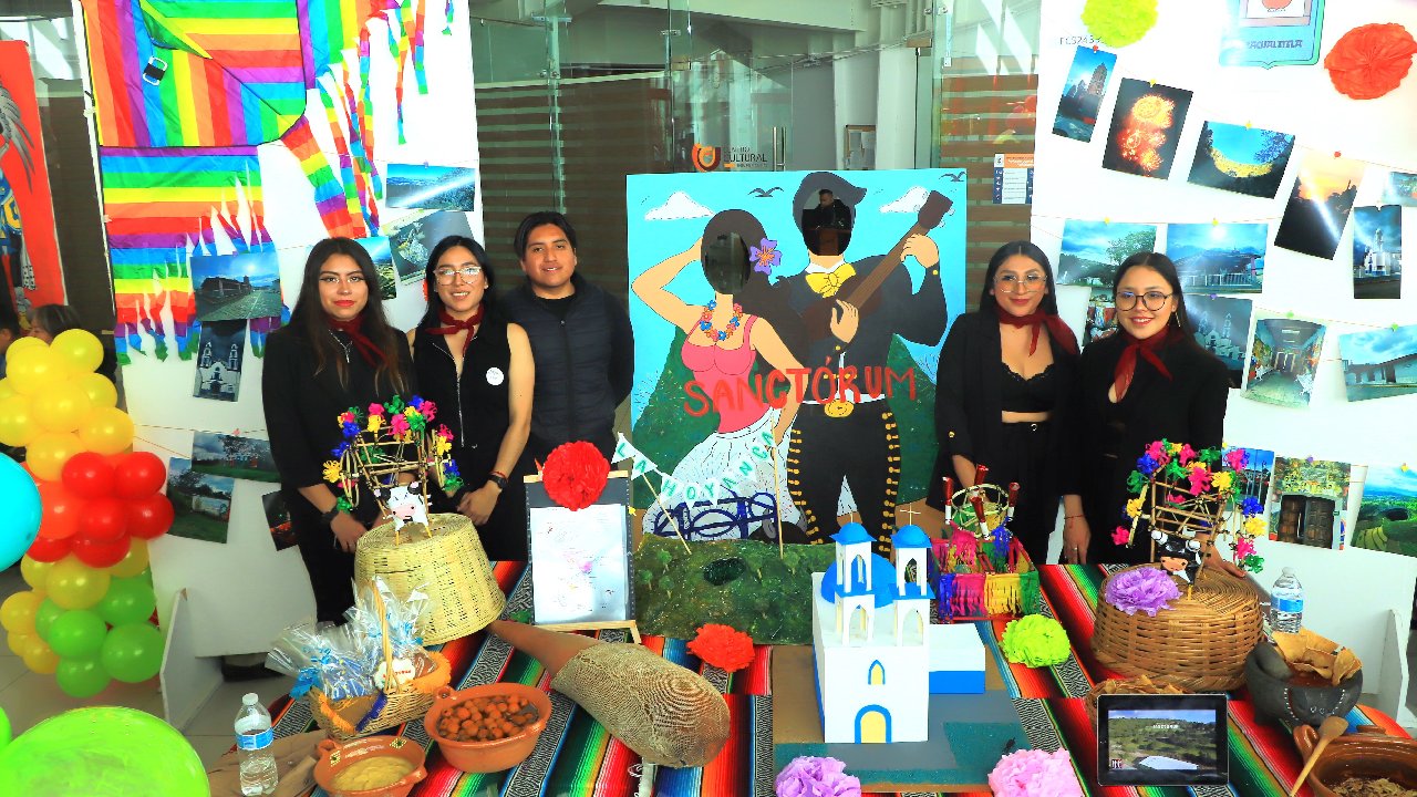 Estudiantes de Turismo Internacional de la UATx organizan Tercera Expo Turismo: Pueblos Tlaxcaltecas, Identidad Cultural