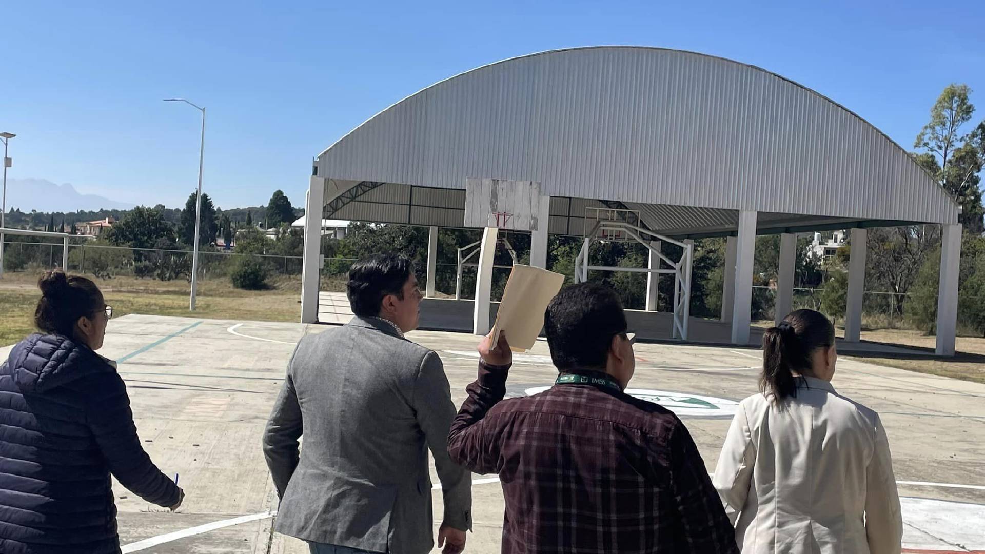 Reunión para la reapertura de la unidad deportiva de Santa Elena en Amaxac de Guerrero