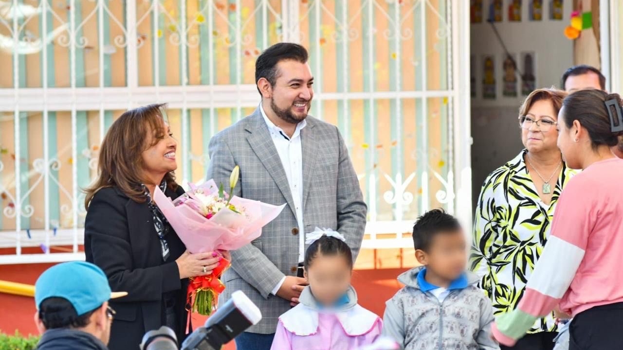 Inauguran Salvador Santos Cedillo y Lorena Cuéllar Cisneros obras públicas y educativas en Huamantla