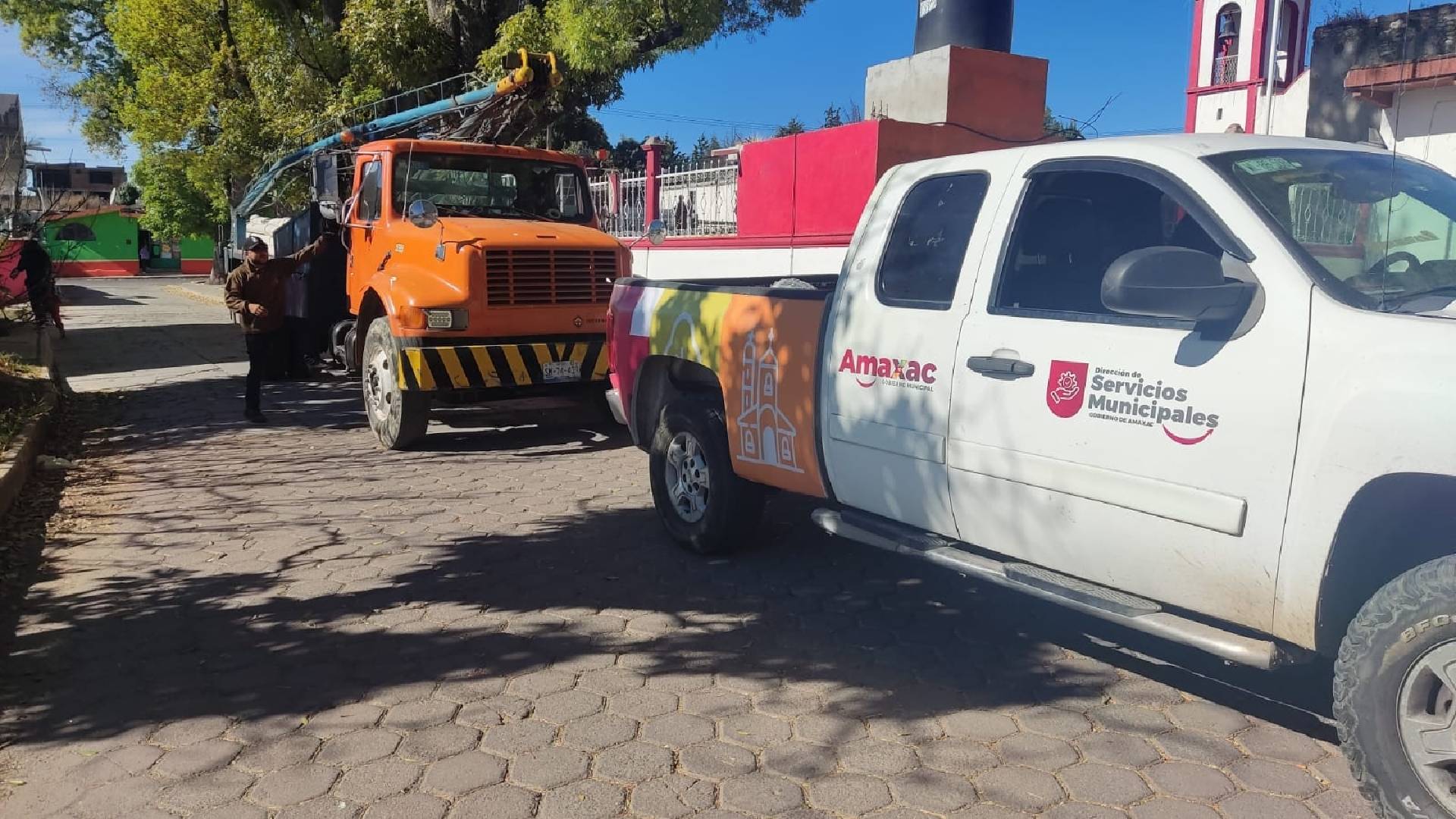 Inician trabajos para la colocación de una nueva bomba de agua potable en Amaxac de Guerrero