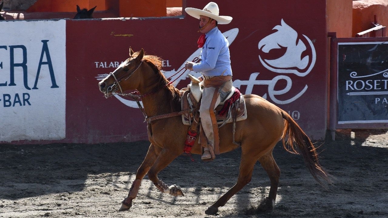 Invita gobierno municipal de Huamantla a la charreada navideña con causa