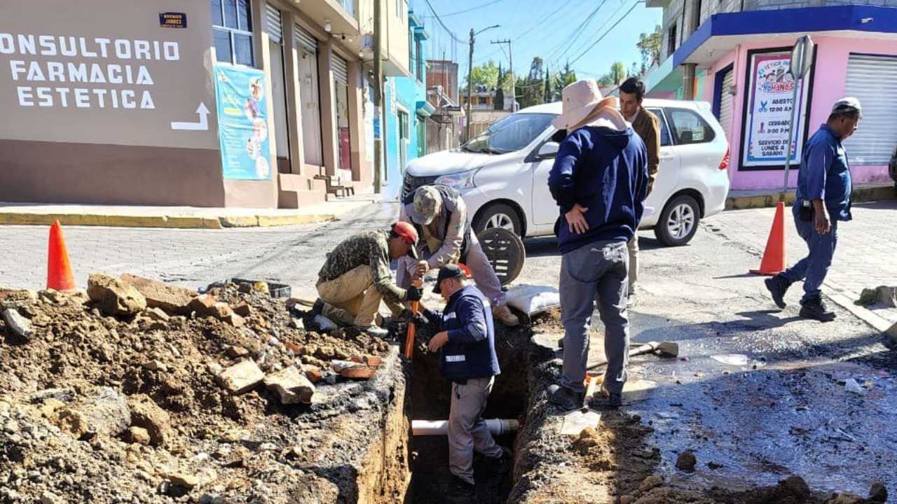 Continúa CAPAM con trabajos de reparación, mantenimiento e instalación de redes hidráulicas del municipio