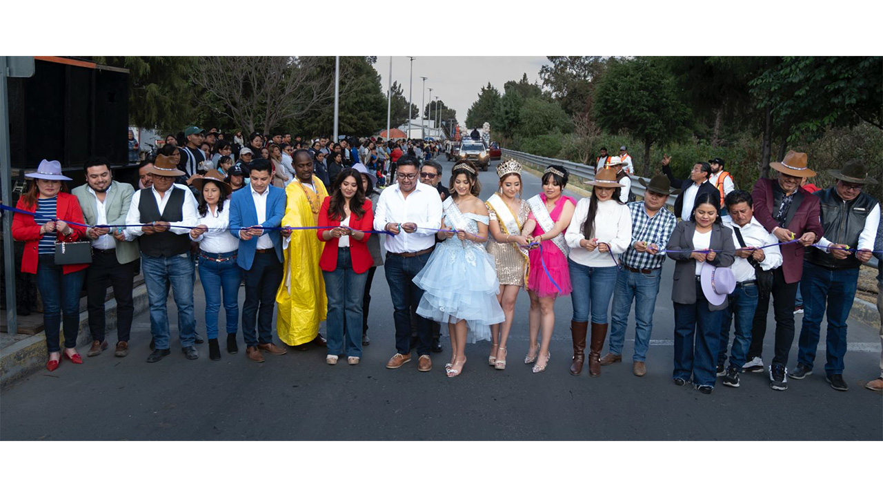 Inicia la Feria de Zacatelco 2025 con un espectacular desfile