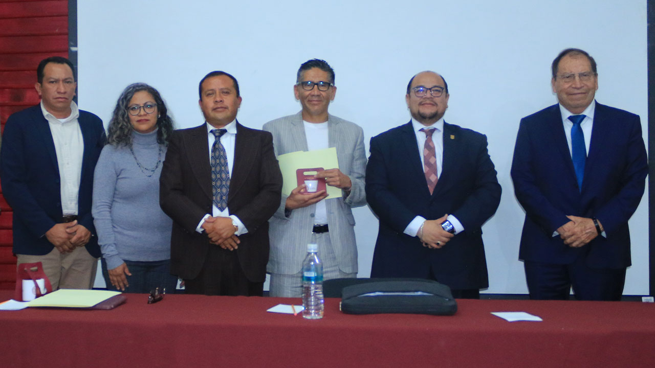 Celebra Ciencias de la Educación UATx  59 años formando generaciones de educadores