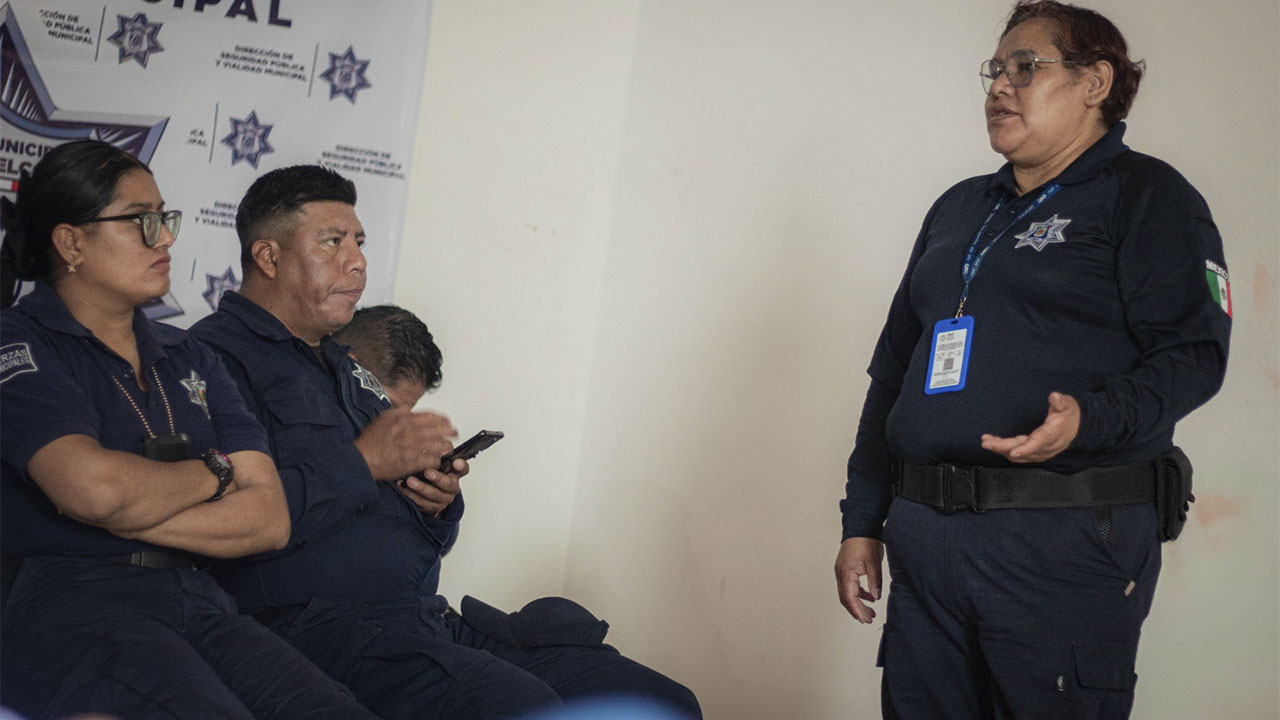 Capacitación de la Policía Municipal de Zacatelco en prevención de Ciberdelincuencia.
