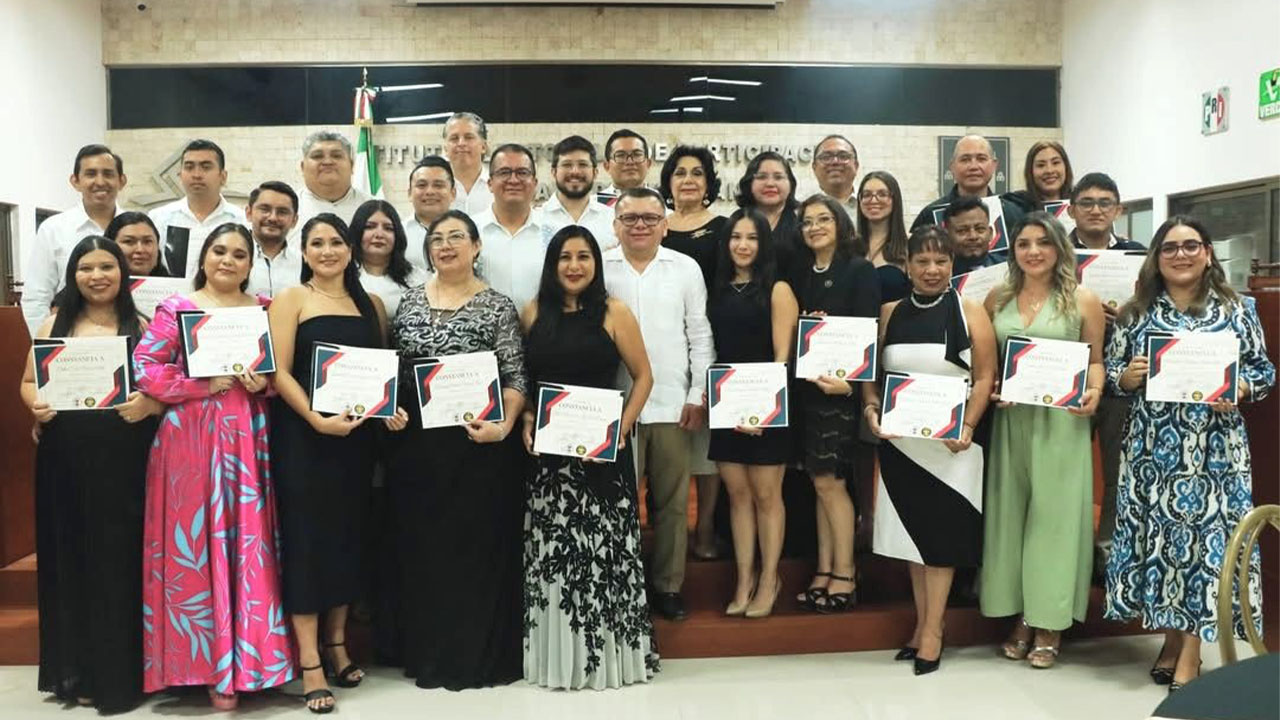 Gradúa CIJUREP-UATx a 2ª Generación de Maestría en Derechos Políticos y Procesos Electorales, en Yucatán