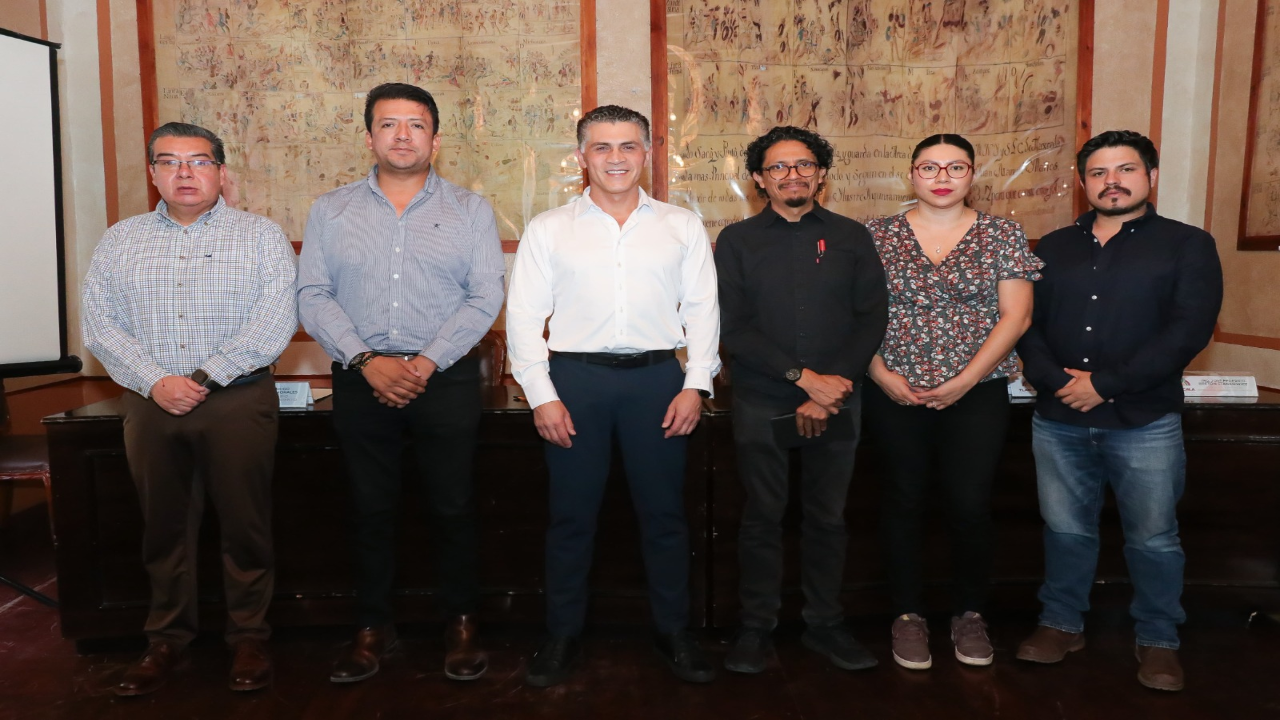 Reafirma Alfonso Sánchez el diálogo con locatarios del Mercado Emilio Sánchez Piedras para impulsar proyecto de renovación