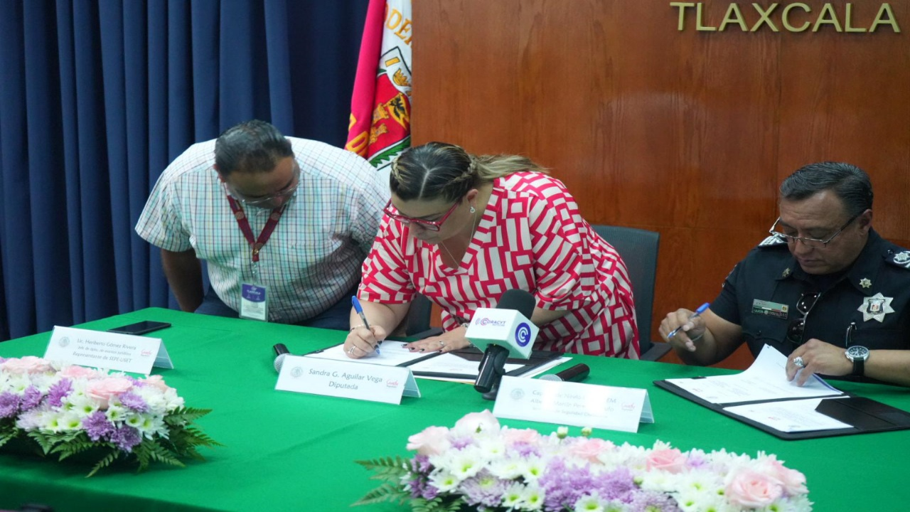 Firma Sandra Aguilar convenio con la Secretaría de Seguridad Ciudadana