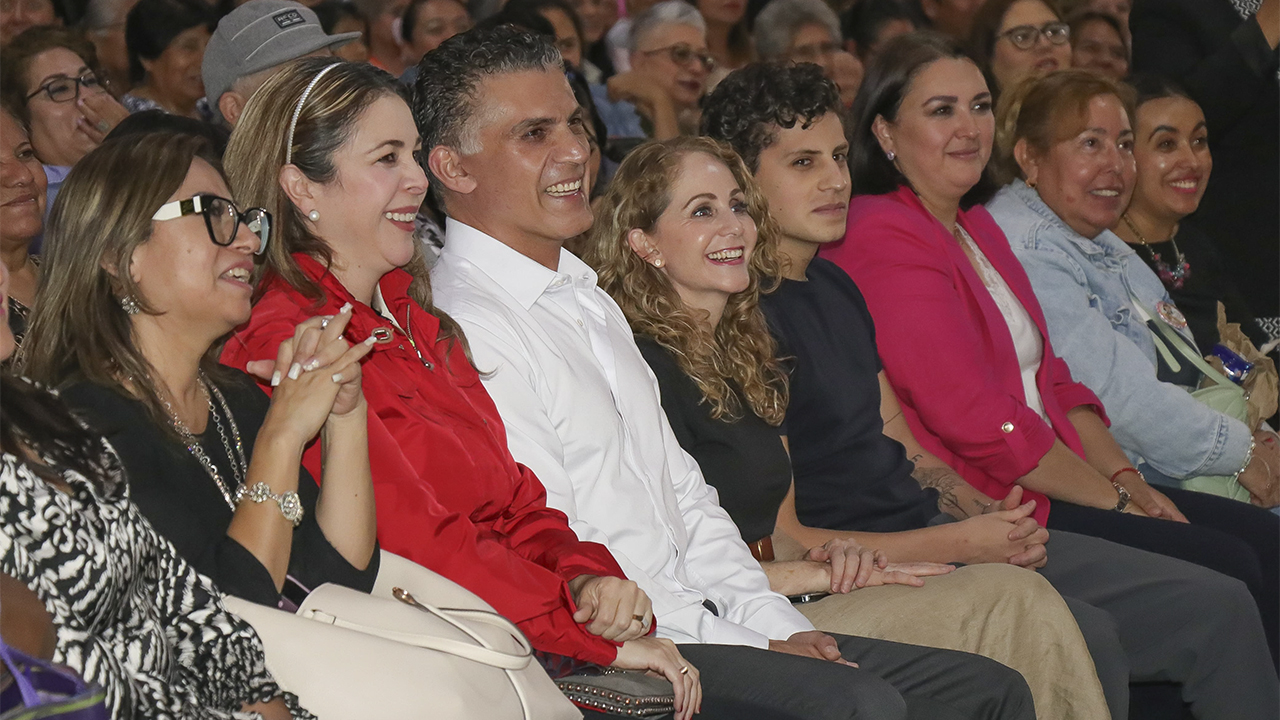 El Gobierno Municipal de Tlaxcala de Xicohténcatl celebra con risas y reconocimiento a las madres en su día