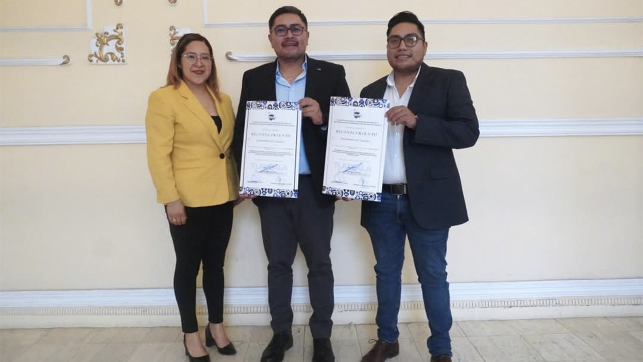 Gobierno Municipal de Zacatelco recibe reconocimiento por cumplimiento total en materia de transparencia