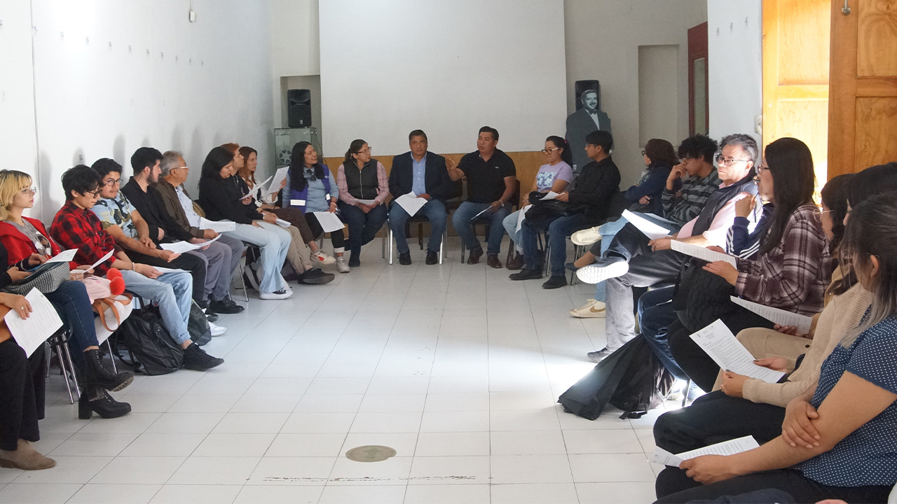 Cumple “Café filosófico” con su objetivo