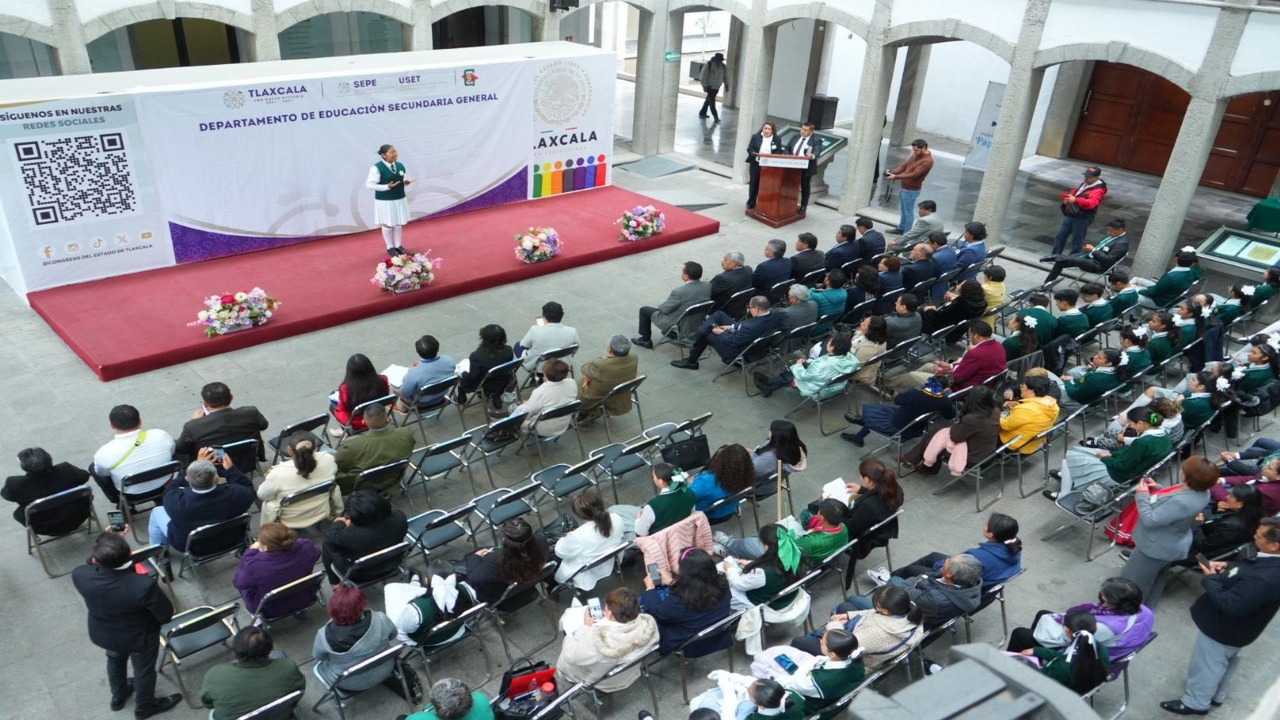 Impulsa diputado Vicente Morales la oratoria en la juventud tlaxcalteca