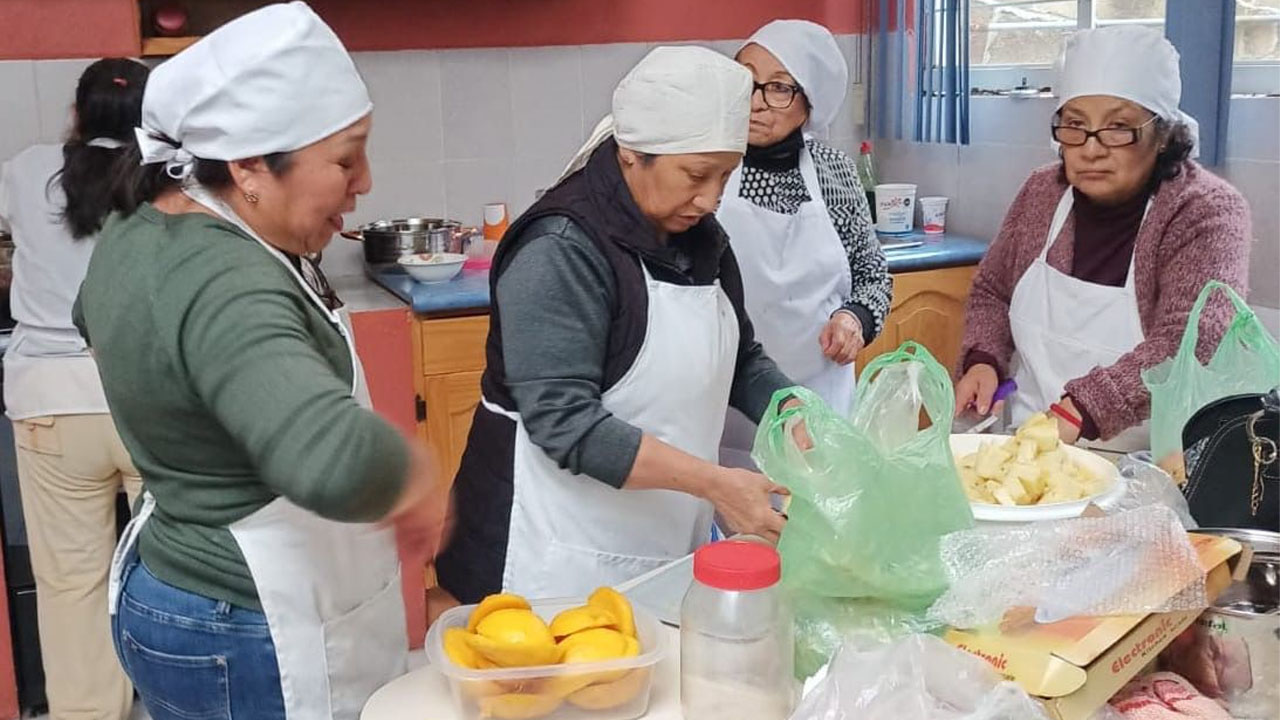 Impulsa Alfonso Sánchez García el empoderamiento económico de mujeres tlaxcaltecas
