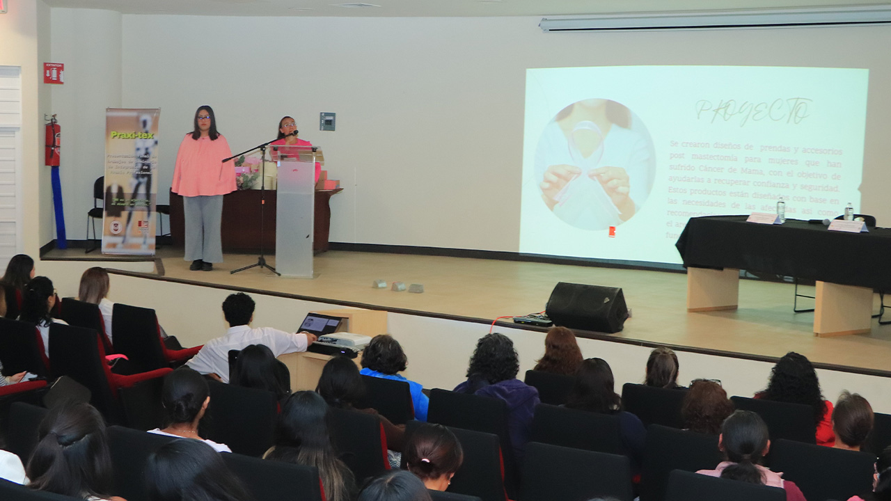 Estudiantes de la UATx donan innovadores diseños para mujeres que han afrontado una mastectomía
