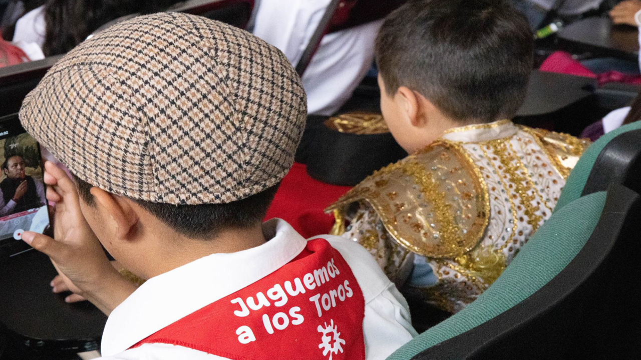 Concluye con éxito el curso de verano “Juguemos a los toros” en Huamantla