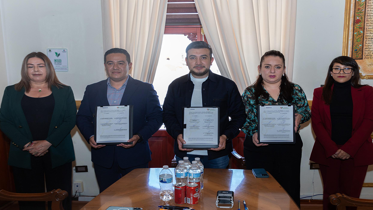Huamantla impulsa la modernización con la firma de convenios en mejora regulatoria y digitalización