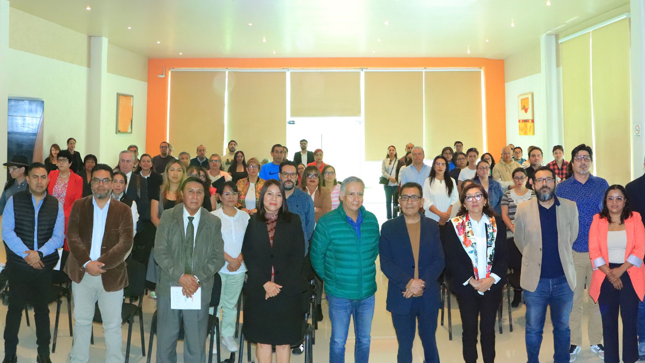 Brinda la UATx taller a investigadores para solicitud de ingreso al SNII