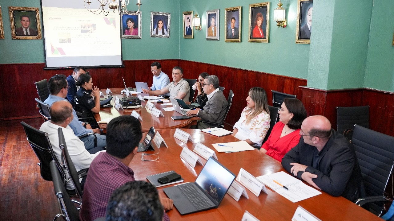 Alcalde Alfonso Sánchez García revisa avances de obras, bienestar, seguridad y atención a la mujer en reunión semanal